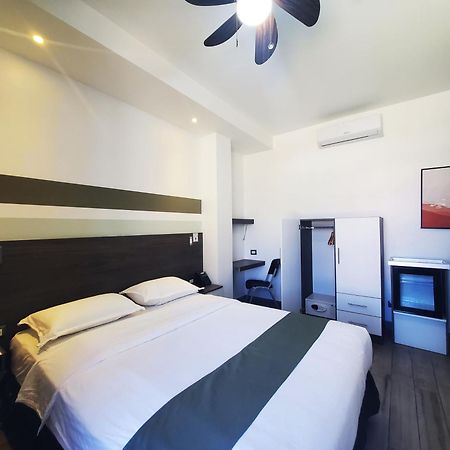 Hotel Cultura Plaza Сан Хосе Екстериор снимка