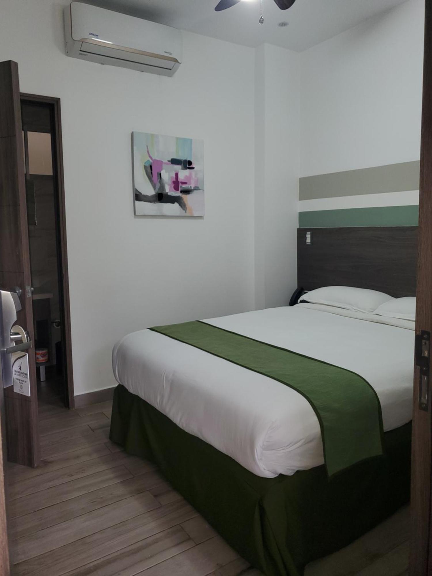 Hotel Cultura Plaza Сан Хосе Екстериор снимка