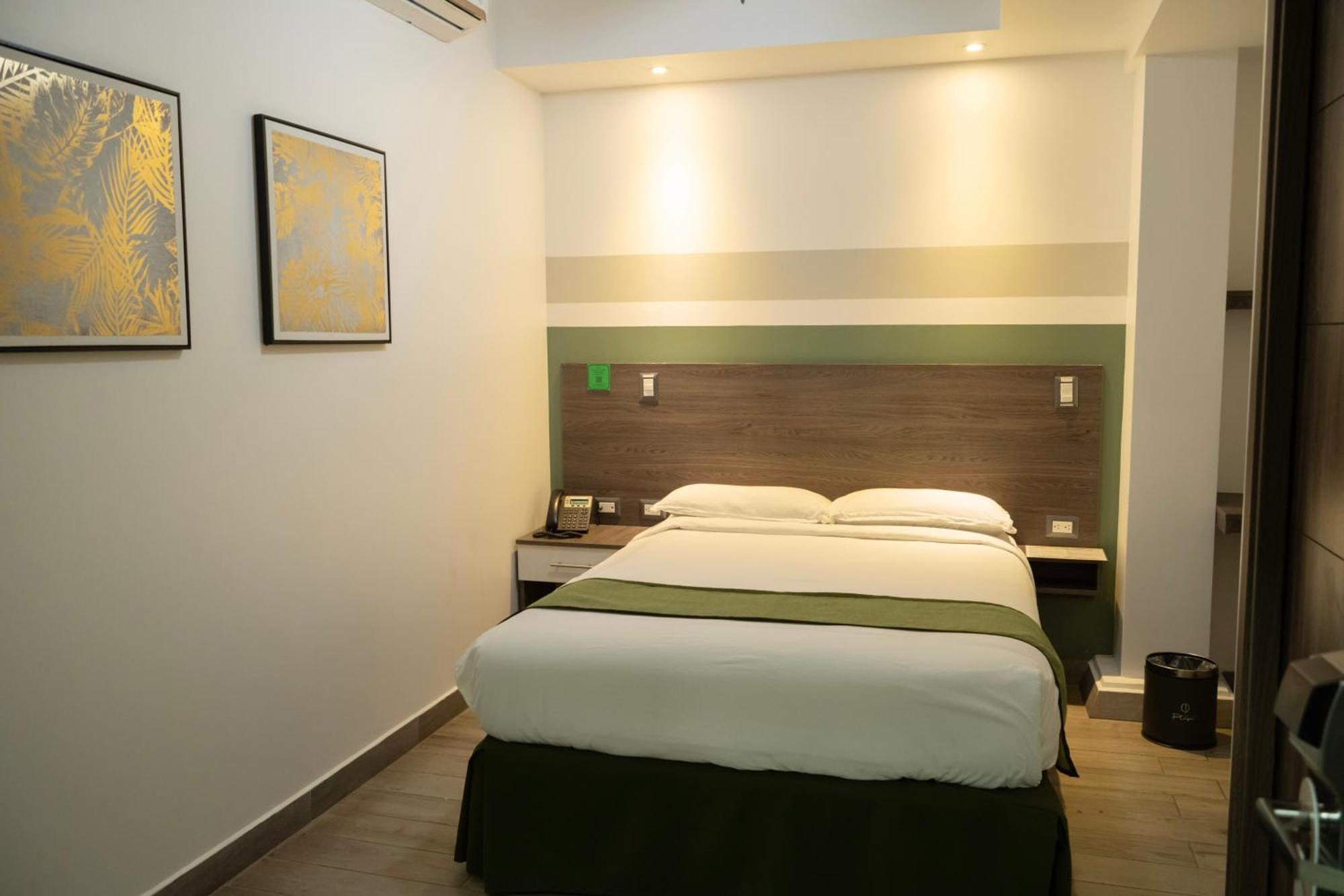Hotel Cultura Plaza Сан Хосе Екстериор снимка