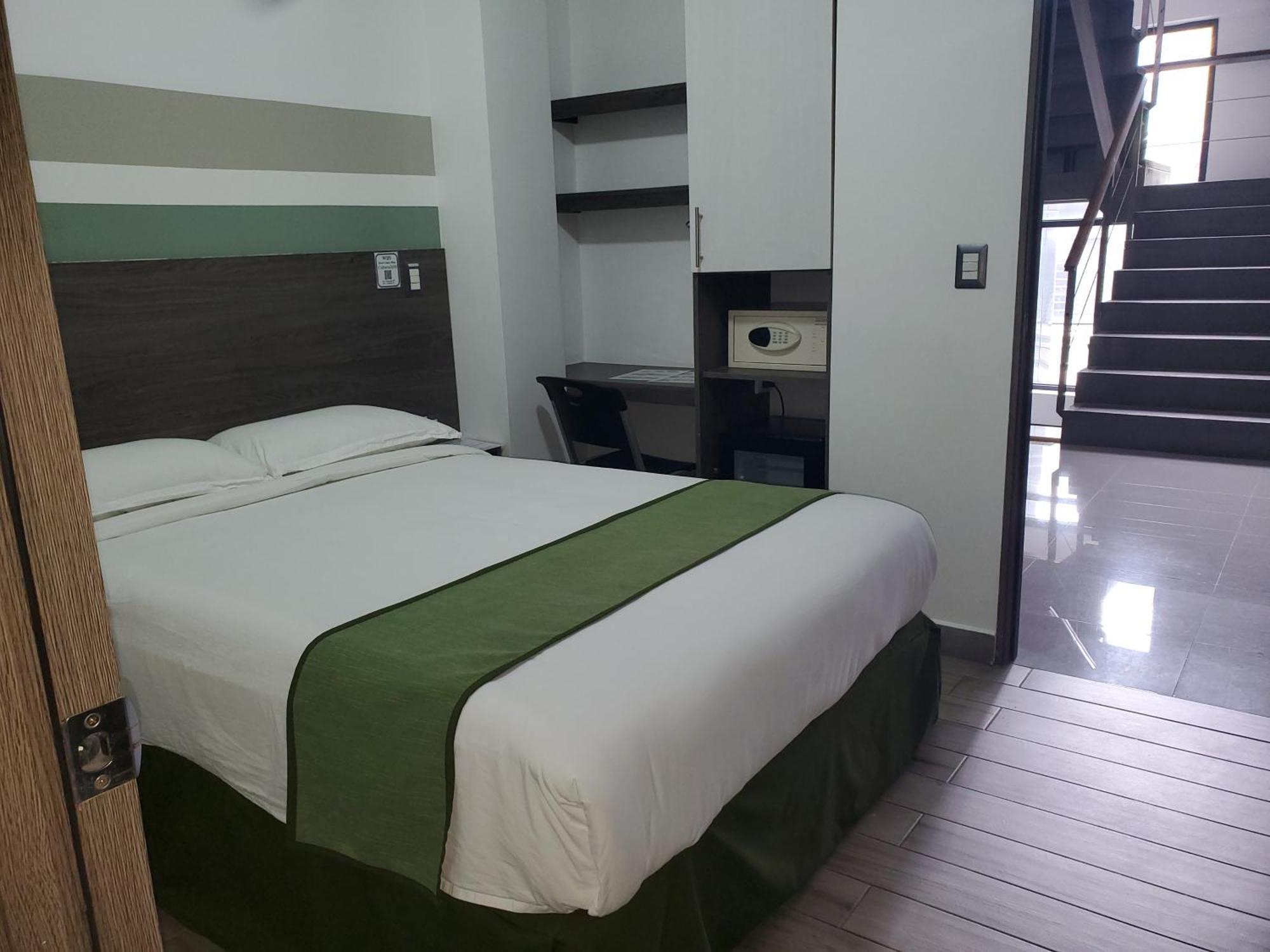 Hotel Cultura Plaza Сан Хосе Екстериор снимка